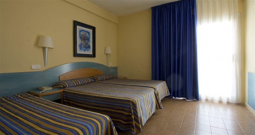 Golden Taurus Aquapark Resort Pineda de Mar Exterior photo