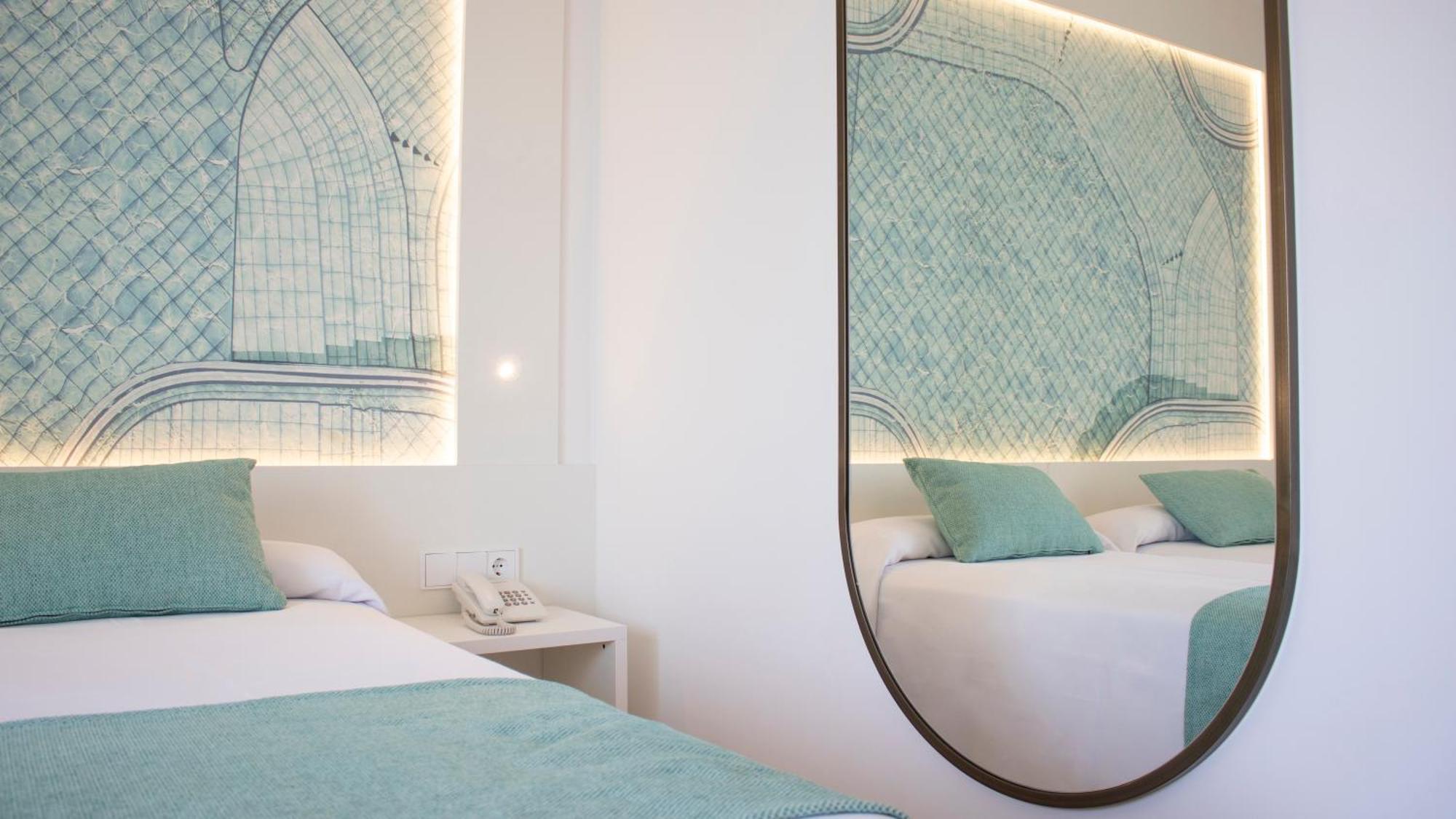 Golden Taurus Aquapark Resort Pineda de Mar Room photo